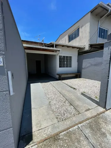 Imóvel para venda tem 60 metros quadrados com 2 quartos em Madri - Palhoça - SC