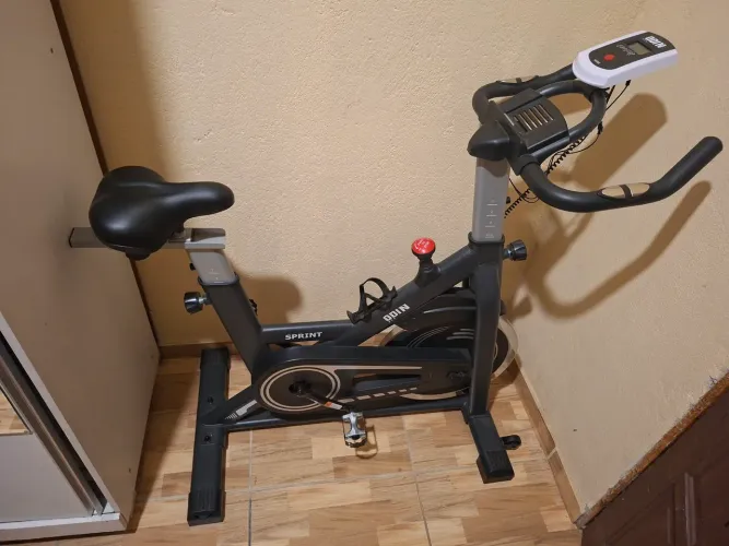Bicicleta Ergométrica Spinning Mecanica Roda Inércia 13kg Sprint Odin Fit