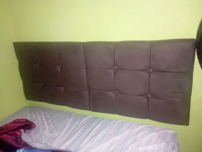 Cabeceira de cama acolchoada