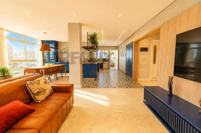 Apartamento Luxuoso no Boqueirão com Vista para o Mar e todo reformado.