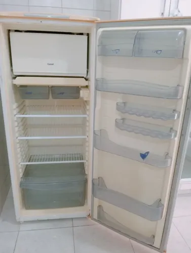 Vendo Geladeira Consul Refrigerador 300