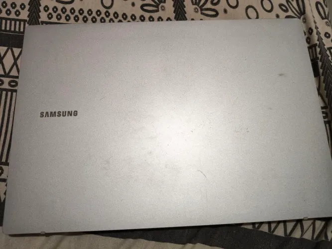 Notebook Samsung Galaxy Book Go