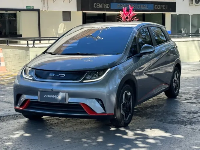 BYD Dolphin EV (Elétrico) 2024