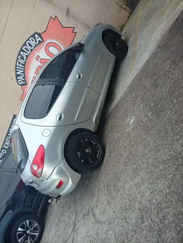 Peugeot 207 Active 1.4 Flex 8V 5P 2014