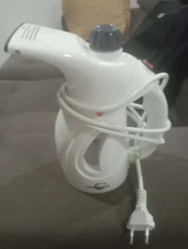 Ferro passar roupa portatil