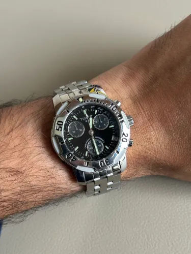 Relógio Tissot PRS200 safira cronógrafo