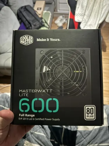 Fonte Cooler Master MasterWatt Lite 600 W