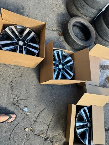 Rodas+calotas tracker aro 17
