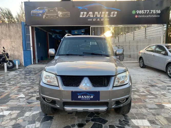 Mitsubishi Pajero TR4 2.0/ 2.0 Flex 16V 4X4 Aut. 2014