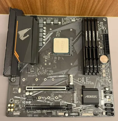 KIT B550 AORUS + 5700X + 32GB 3200 MHZ