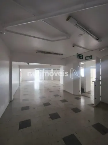 LOJÃO COMERCIAL DE 101,74 m²; PARA LOCAÇÃO