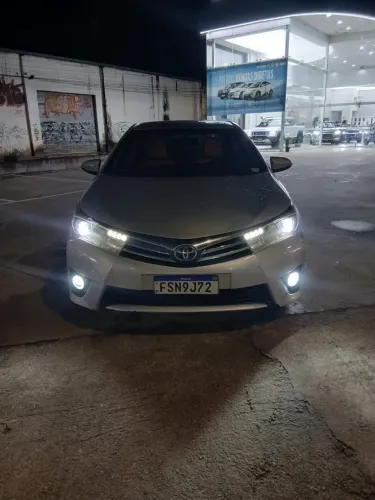Toyota Corolla Altis 2.0 Flex 16V Aut. 2015