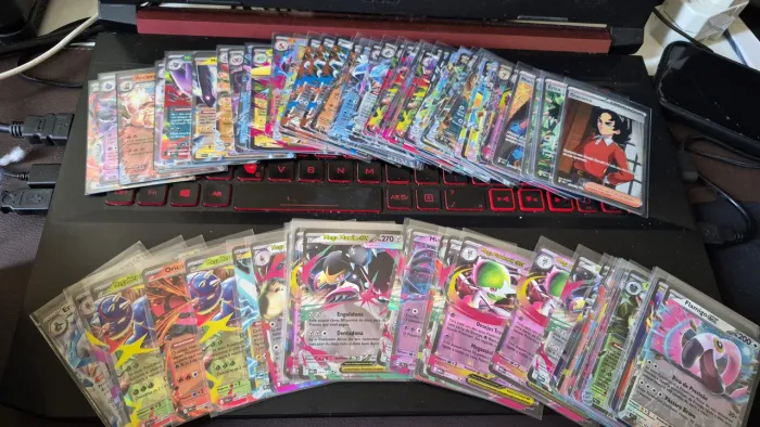 12000 cartas pokemons + 500 UR