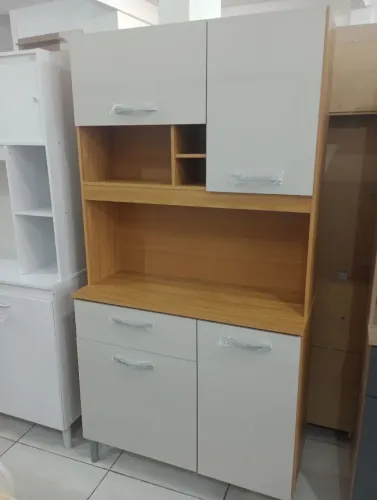 Armário de cozinha Malta off white entrega e montagem grátis ?