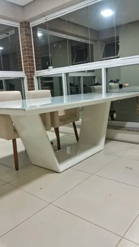 Mesa mdf laqueada tampo de vidro