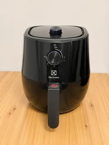 Air Fryer Electrolux Rita Lobo 3,2L - 127V | Excelente Estado