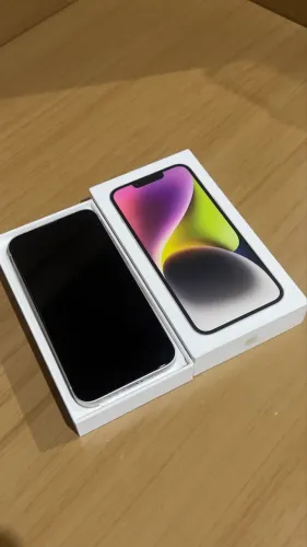 iPhone 14 branco