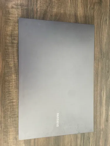 Notebook Samsung Book 550xda I5 11a Ger 16gb 1tb Ssd Win 11 Cinza (Recondicionado)