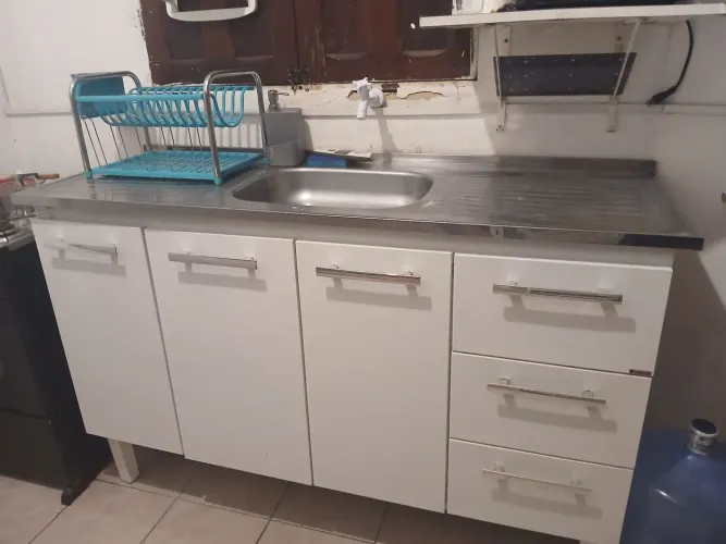 Pia com armário