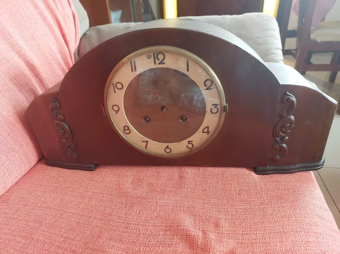 RELÓGIO ANTIGO DE MESA SILCO 03 CORDAS CARRILHÃO NÃO FUNCIONA PARA RESTAURAÇÃO OU  PEÇAS 