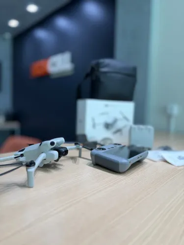 Drone Mini 4 Pro Fly More Combo Seminovo Garantia de Loja