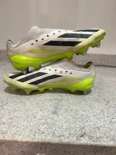 Chuteira de Campo Adidas Crazyfast tamanho 40