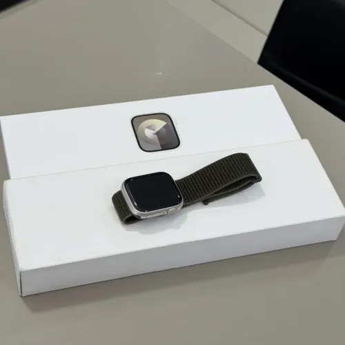 Apple Watch série 9 41m Starligth