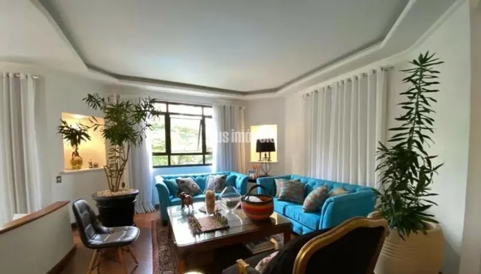 Apartamento à venda com 250m², 4 quartos e 4 vagas - VENDA