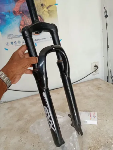 Garfo de bicicleta aro 29