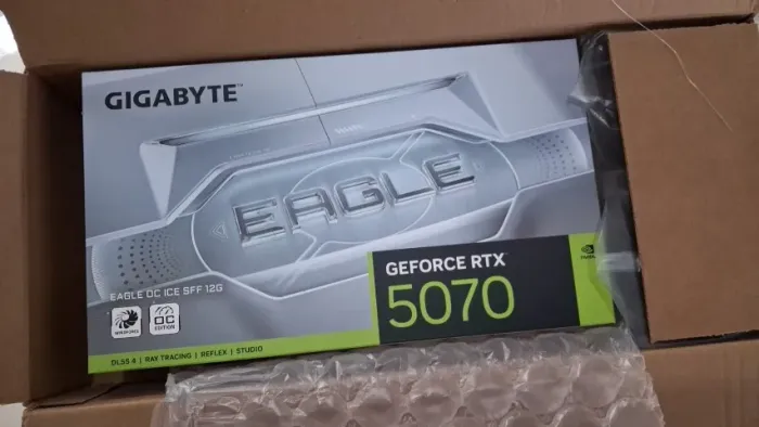RTX 5070 GIGABYTE EAGLE ICE OC + 3 anos de Garantia