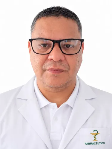 Farmacêutico Responsável Técnico (RT) e Balconista Sênior