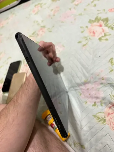 Tablet Amazon - retirada de peças