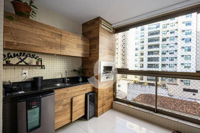 Apartamento com 4 dormitórios à venda, 140 m² por R$ 1.690.000,00 - Icaraí - Niterói/RJ