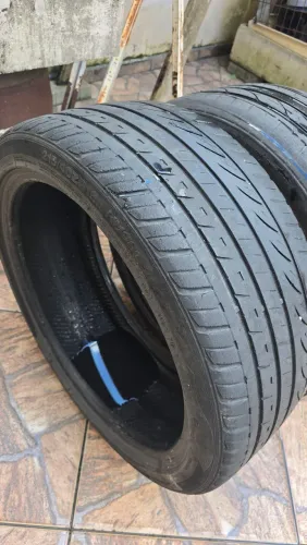 Par Pneus 215/40/18