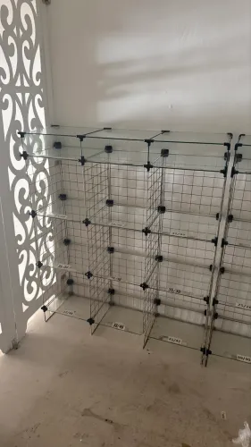 Balcão expositor aramado