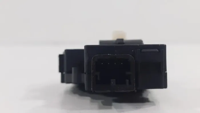 Motor Atuador Caixa Ar Esquerdo Porsche Cayenne 2011 Á 2015