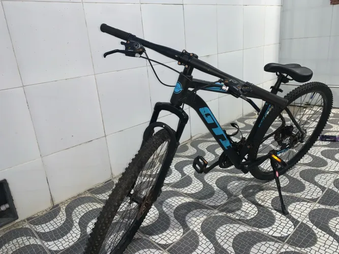 Vendo bicicleta aro 29 GTI 2025