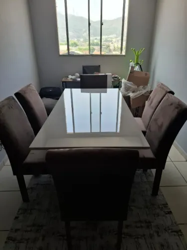 Mesa de jantar 6 cadeiras