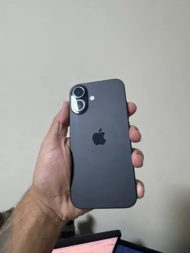 iPhone 16 256GB