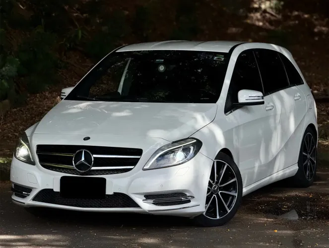 Mercedes-Benz Classe B 200 CGI 1.6 TB Sport 156cv AUT 2014