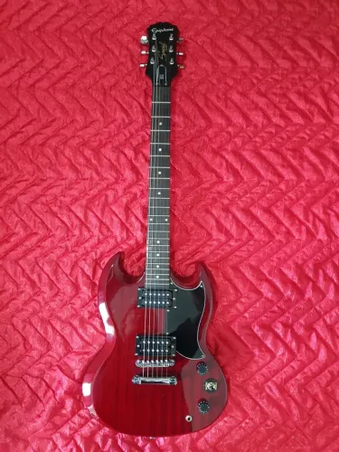 Guitarra Epiphone SG by Gibson