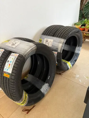 4 Pneu Pirelli Scorpion 255/55 R18 98H