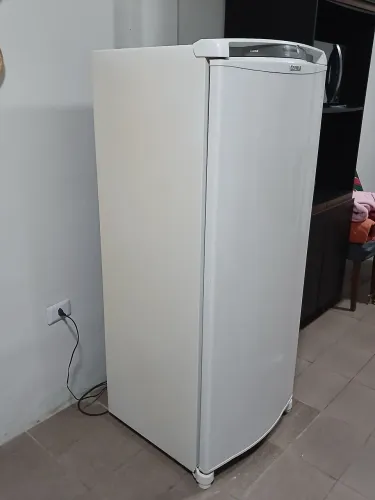 Geladeira Consul Facilite Frost Free - Funcionando Perfeitamente (Boqueirão)
