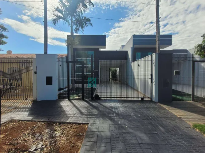 Casa com Piscina, 3 dormitórios à venda, 126m² por R$ 620.000 - Jardim Alvorada - Maringá/