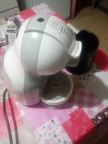 Cafeteira dolce gusto voltagem 220