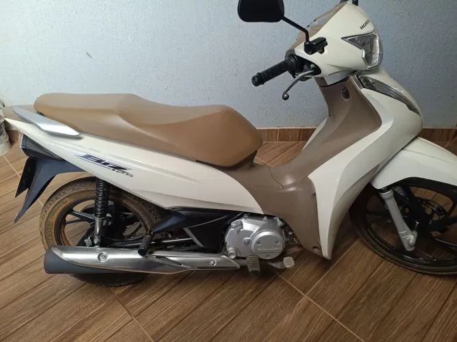 Biz 125 Branca