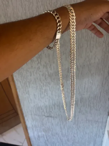 Corrente de prata
