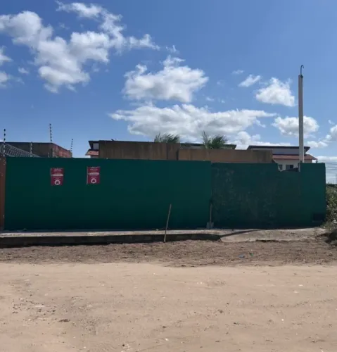 Vendo excelente casa próximo ao ct do América