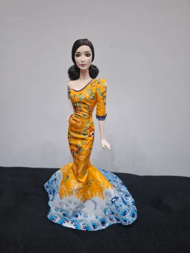 Boneca barbie collector fan bing