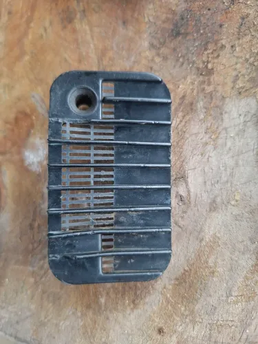 1 grande lado direito 1 Grade Rabeta Motor Popa Johnson Evinrude 25/30hp Original